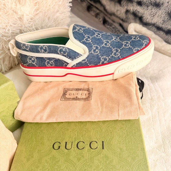 Gucci slide on - Picture 4 of 6